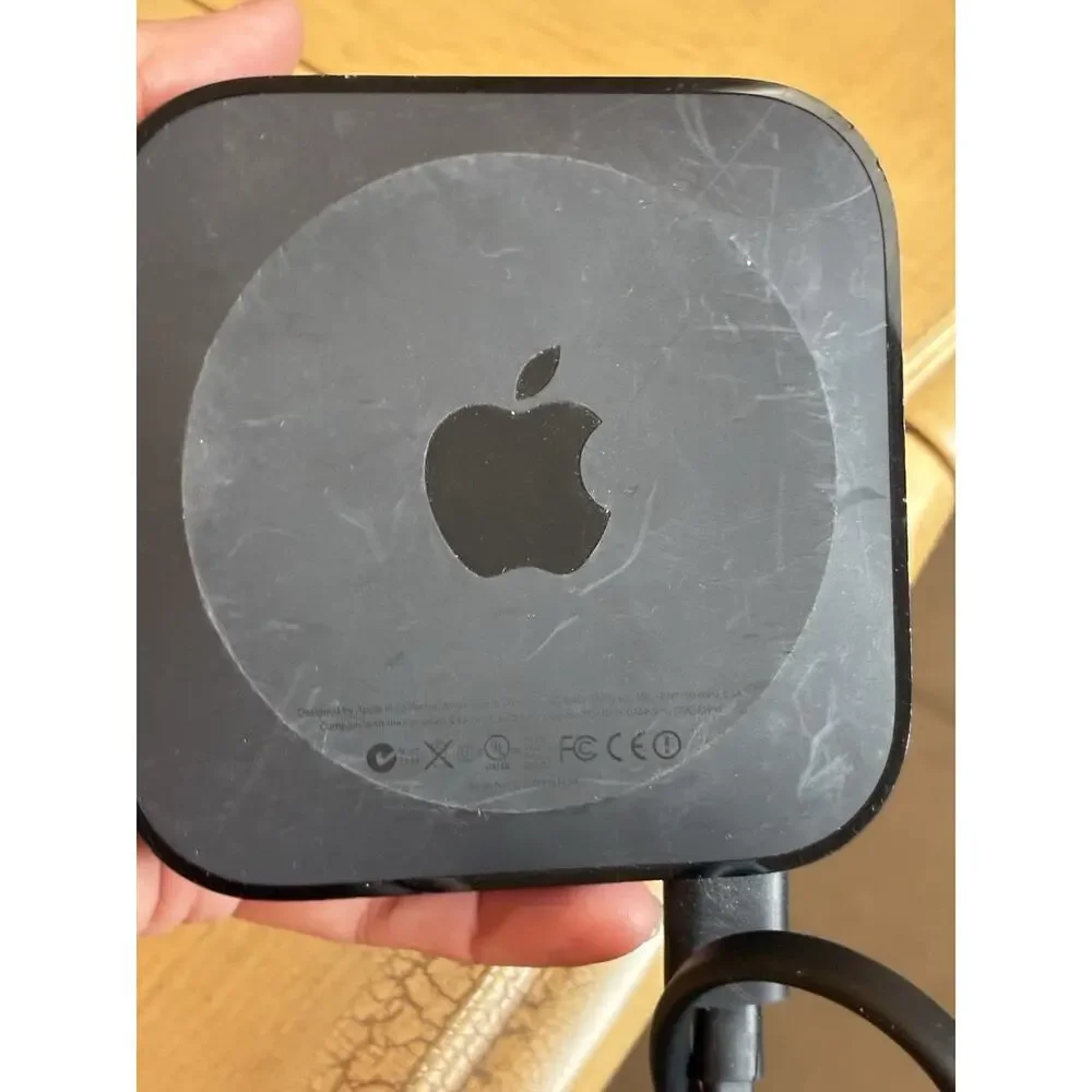 Apple TV 3rd Generation 8GB HD Media Streamer A1469 NO REMOTE